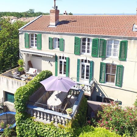 Maison De Maitre A Bram # Jacuzzi Eksteriør billede